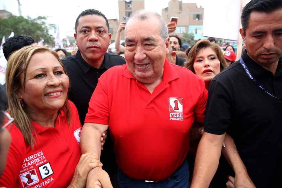 Brother of former Peru President Mario Vizcarra launches presidential campaign