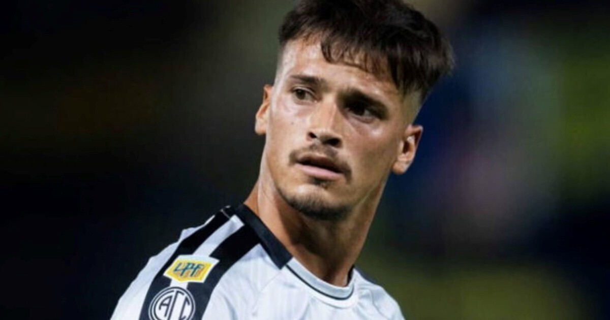 The midfielder will not sign a contract after medical results