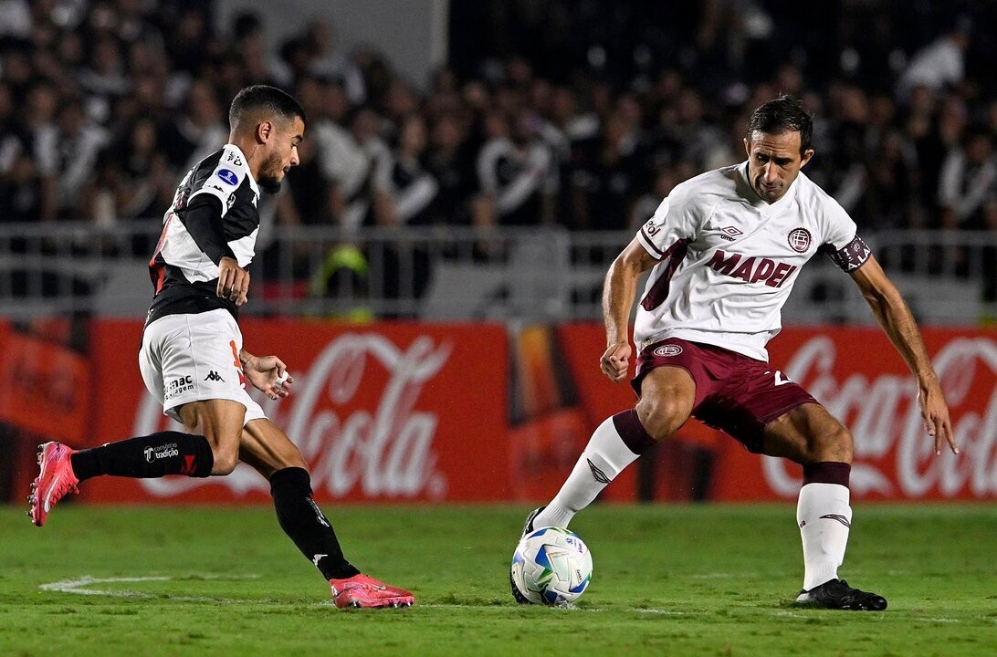 Lanús Aims for Victory Against Melgar in Sudamericana