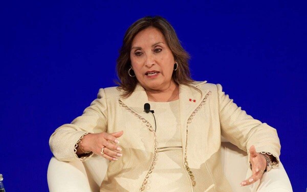 Перу открывает предварительное расследование против президента и министра по подозрению в заметке